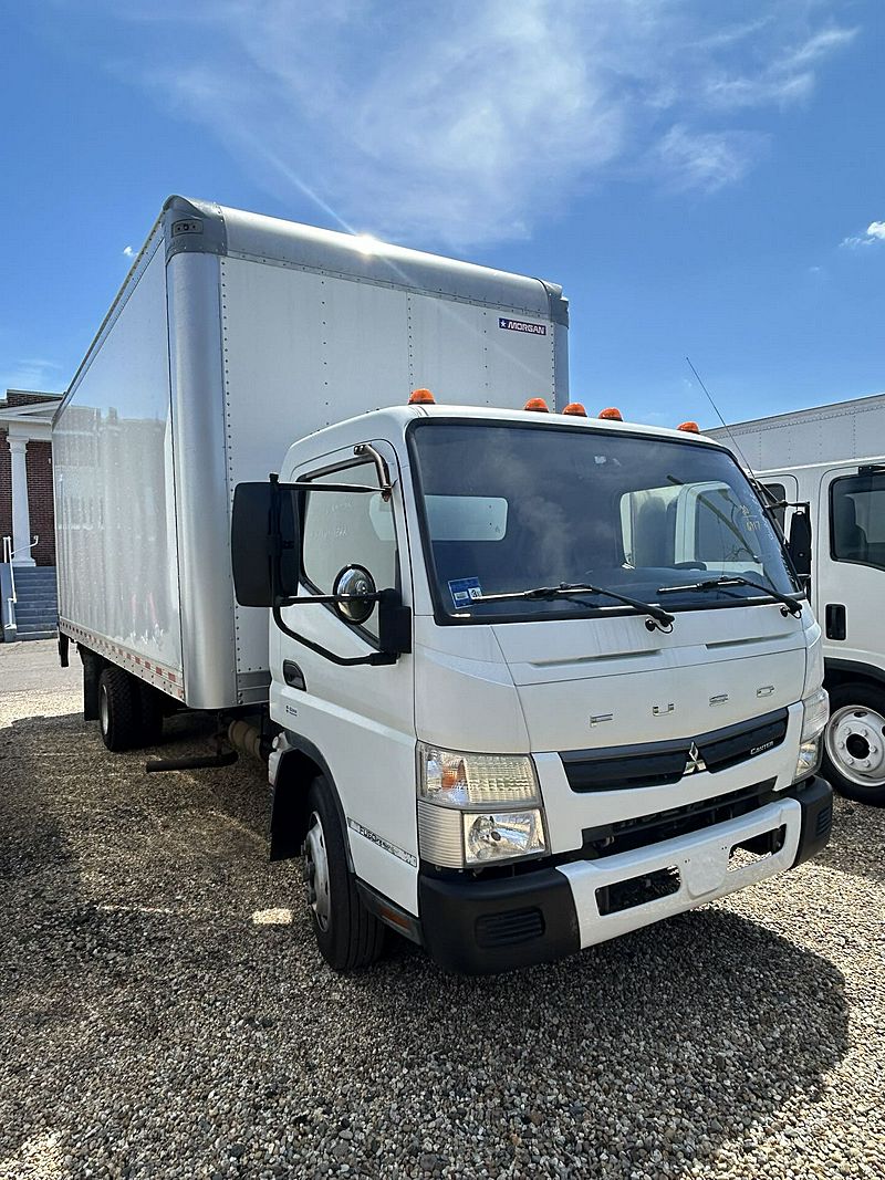 ●最終価格　Mitsubishi Fuso Dry Goods Truck Mitsubishi Trucks For Sale in New Hampshire (New & Used)